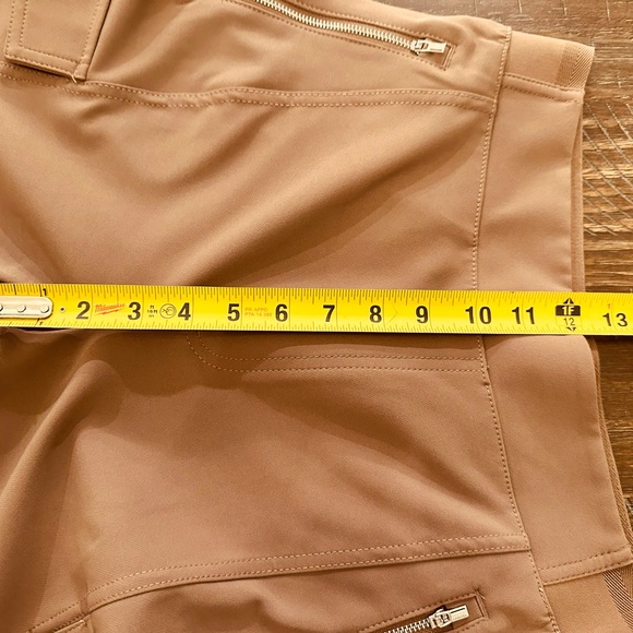 Athleta Endless Cargo Pant in Beige Size 8 - Picture 11 of 11